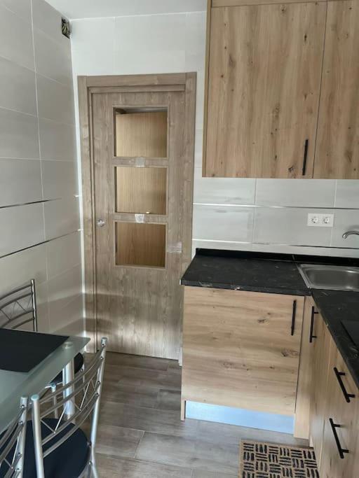 Adoracte 4 Mieres Apartamentos Eksteriør bilde