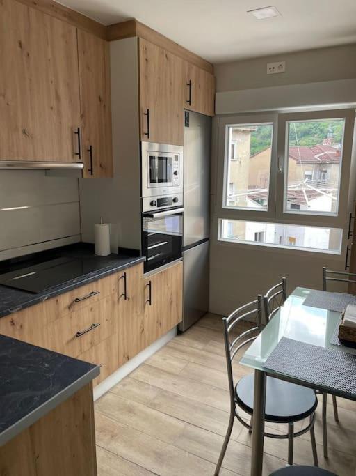 Adoracte 4 Mieres Apartamentos Eksteriør bilde